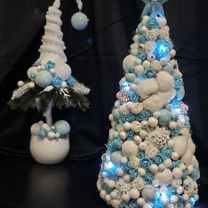 Karácsonyi asztali dísz, Karácsony, Karácsonyi lakásdekoráció, Karácsonyfa, grincsfa, Virágkötés, MESKA