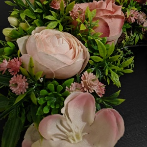 Rózsaszín virágokkal készült tavaszi Életfa (Tündérfa) kopogtató  - otthon & életmód - dekoráció - ajtó- és ablak dekoráció - ajtódísz & kopogtató - Meska.hu