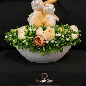 Nyuszis (húsvéti) asztali dísz , Ünnepi díszek, dekorációk, Húsvéti díszek és dekorációk, Húsvéti virágos díszek, Virágkötés, MESKA