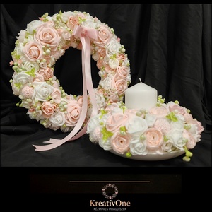 Rózsaszín-fehér virágos tavaszi kopogtató asztaldísszel, Otthon & Életmód, Dekoráció, Ajtó- és ablak dekoráció, Ajtódísz & Kopogtató, Virágkötés, MESKA