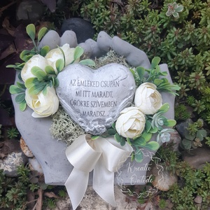 Anyák napi dísz-cement kéz szívvel - Meska.hu
