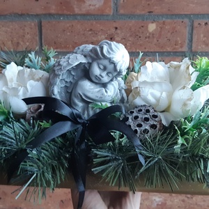 Sírdísz-Műfenyős angyallal díszített - Meska.hu