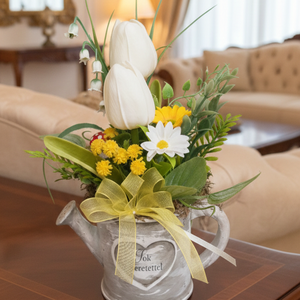 Tavaszi virágdekoráció-Nőnapi,Anyáknapi,-Ballagási búcsúajándék - Meska.hu