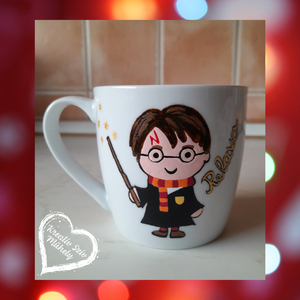 Harry Potter festett porcelán bögre:)Születésnap/gyereknap/ballagás/évzáró, Otthon & Életmód, Papír, írószer, Ajándékkísérő, Ajándékozás kellékei, Festészet, MESKA
