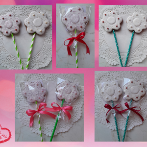 Pálcás Mézeskalács - Virág formák/ajándék-több variáció, Esküvő, Emlék & Ajándék, Köszönőajándék, Mézeskalácssütés, MESKA