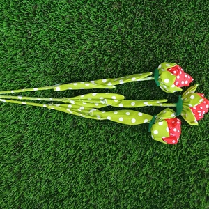 Piros pöttyös textil rózsa - otthon & életmód - virágdekoráció - virágok - szálas virág - Meska.hu