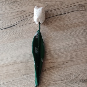 Fehér pettyes textil tulipán - otthon & életmód - dekoráció - dísztárgy - Meska.hu