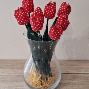Piros pettyes textil tulipán - otthon & életmód - dekoráció - dísztárgy - Meska.hu