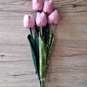 Rózsaszín pettyes textil tulipán - otthon & életmód - dekoráció - dísztárgy - Meska.hu