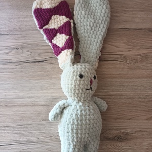 Amigurumi Kockásfülű nyúl - játék & sport - plüssállat & játékfigura - nyuszi - Meska.hu
