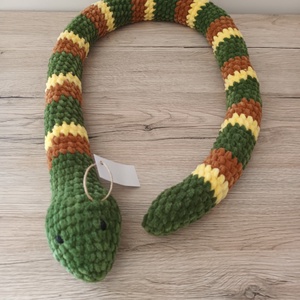 Amigurumi plüss kígyó: Zöldellő - játék & sport - plüssállat & játékfigura - más figura - Meska.hu