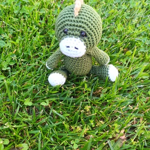 Zöldike, az amigurumi díno, Játék & Sport, Plüssállat & Játékfigura, Plüss dínók, Horgolás, MESKA