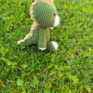 Zöldike, az amigurumi díno - játék & sport - plüssállat & játékfigura - plüss dínók - Meska.hu