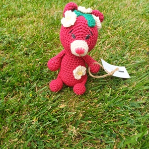 Kis Virág amigurumi maci - Meska.hu
