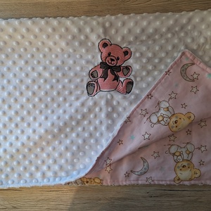 Kétoldalas babatakaró fehér-rózsaszín - baba - mama - baba ágynemű - babatakaró, gyerek pléd - Meska.hu