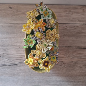 Textil virágok sárga kaspóban - otthon & életmód - dekoráció - asztal és polc dekoráció - dekorációs tál, tartó - Meska.hu