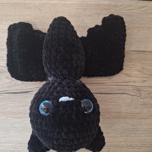 Amigurumi Denevér Dani - játék & sport - plüssállat & játékfigura - denevér - Meska.hu