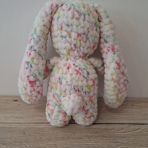 Amigurumi Bolyhos nyuszi - játék & sport - plüssállat & játékfigura - nyuszi - Meska.hu