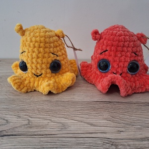Amigurumi lapátfülű polip - Meska.hu