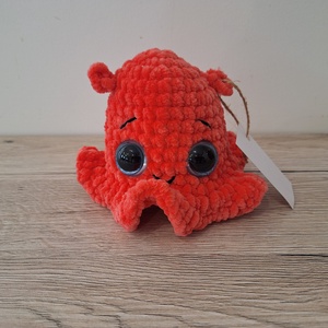 Amigurumi lapátfülű polip - játék & sport - plüssállat & játékfigura - polip, medúza - Meska.hu