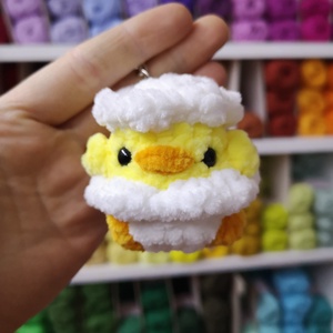 Cuki csibés kulcstartó  - Meska.hu