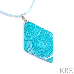 Kék spirál, ékszergyurma nyaklánc , Ékszer, Nyaklánc, Medálos nyaklánc, Ékszerkészítés, Gyurma, MESKA