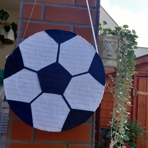 Focilabda mexikói party pinyáta(pinata)focirajongó fiúknak - játék & sport - sport és kikapcsolódás - más játékok, sportok - Meska.hu