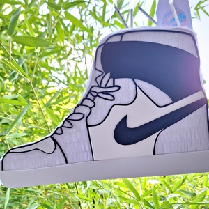 Nike sneaker mexikói party pinyáta(pinata)fiúknak - játék & sport - sport és kikapcsolódás - más játékok, sportok - Meska.hu