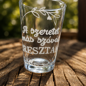 Egyedi kézműves ajándék Keresztanyának � Kézzel gravírozott 3 dl-es üvegpohár - otthon & életmód - konyhafelszerelés, tálalás - tálalás - pohár - Meska.hu