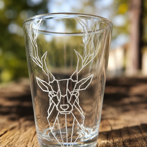 Elegáns Szarvas Minta � Egyedileg, Kézzel Gravírozott Pohár (300 ml) - Meska.hu