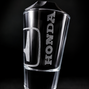 Egyedileg gravírozott Honda üveg pohár (420 ml) � Kézműves ajándék autósoknak - otthon & életmód - konyhafelszerelés, tálalás - tálalás - pohár - Meska.hu