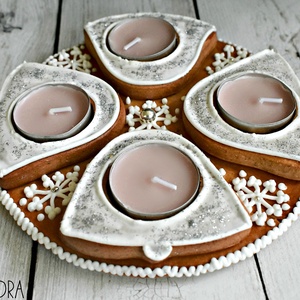 Mézeskalács adventi koszorú harangos ( fehér-rózsaszín) - karácsony - adventi díszek - adventi gyertyadíszek és koszorúdíszek - Meska.hu