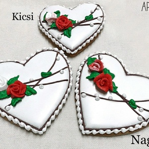 Mézeskalács rózsás szív 2 méretben - Meska.hu