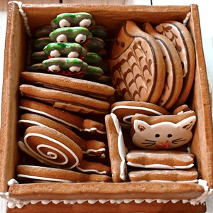 Mézeskalács születésnapi doboz - otthon & életmód - dekoráció - asztal és polc dekoráció - díszdoboz - Meska.hu