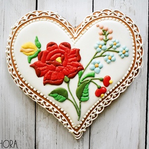 Mézeskalács szív csipkés széllel, kalocsai mintával, Otthon & Életmód, Dekoráció, Dísztárgy, Mézeskalácssütés, MESKA