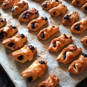 Lekváros papucs (házi szilvalekvárral), Élelmiszer, Rágcsa & Chips, , MESKA