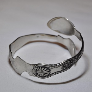 'Silver Clams' - antik fém karkötő különleges mintázattal (KK015) -  - Meska.hu