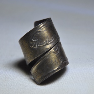 Gyönyörű bronzos fém gyűrű (GY175), Ékszer, Gyűrű, Figurális gyűrű, Fémmegmunkálás, Ékszerkészítés, MESKA