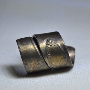 Gyönyörű bronzos fém gyűrű (GY175) - ékszer - gyűrű - figurális gyűrű - Meska.hu Gyönyörű bronzos fém gyűrű (GY175) - ékszer - gyűrű - figurális gyűrű - Meska.hu
