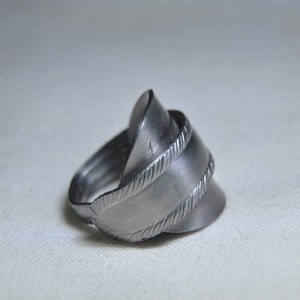 Bordázott egyszerű fém gyűrű (GY172) - Meska.hu