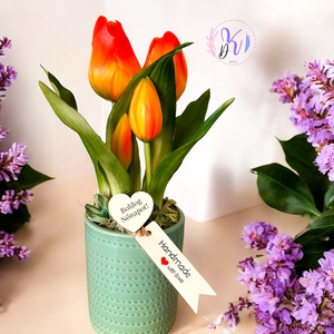 DEKOR TULIPÁN KASPÓBAN VÁLASZTHATÓ AJÁNDÉK TÁBLÁCSKÁVAL NARANCS - otthon & életmód - dekoráció - virágdísz és tartó - csokor & virágdísz - Meska.hu