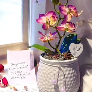 DEKOR ORCHIDEA KASPÓBAN MÁLYVA - Meska.hu