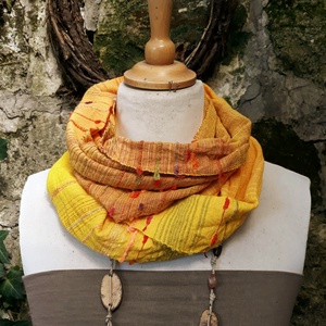 Napsárga körkendő - ruha & divat - sál, sapka, kendő - kendő - Meska.hu Napsárga körkendő - ruha & divat - sál, sapka, kendő - kendő - Meska.hu