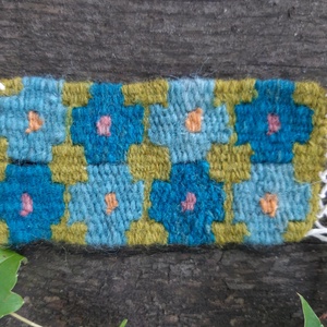 Kicsivirágos könyvjelző- békazöld - könyv & zene - könyvjelző - Meska.hu