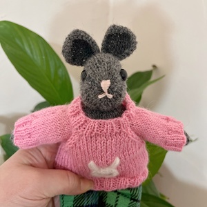 Kézzel kötött húsvéti nyuszi � 23 cm - ünnepi díszek, dekorációk - húsvéti díszek és dekorációk - húsvéti asztaldíszek - Meska.hu