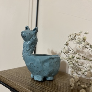 Kézzel készült kék kerámia alpaka - otthon & életmód - virágdekoráció - virágtartó - kaspó - Meska.hu