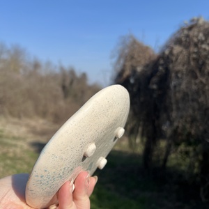 Kézzel festett tavaszi desszerttányér � Kislibák és nárciszok - otthon & életmód - konyhafelszerelés, tálalás - tálalás - tányér & étkészlet - Meska.hu