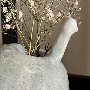 Kézműves Páva egyedi kerámia váza - otthon & életmód - virágdekoráció - virágtartó - váza - Meska.hu