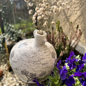 Egyedi, kézműves kerámia váza � tavaszi virágmintával, Otthon & Életmód, Virágdekoráció, Virágtartó, Váza, Agyagozás, MESKA