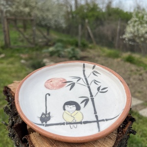 Kézzel festett desszertes tányér � kislány, cica és bambusz (15 cm), Otthon & Életmód, Konyhafelszerelés, tálalás, Tálalás, Tányér & Étkészlet, Agyagozás, MESKA